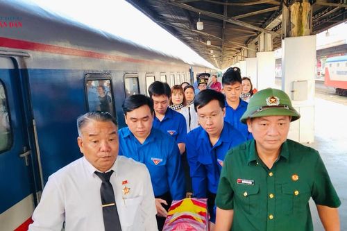 TP. Hồ Chí Minh đón liệt sĩ hy sinh tại Thành cổ Quảng Trị về an nghỉ sau 54 năm