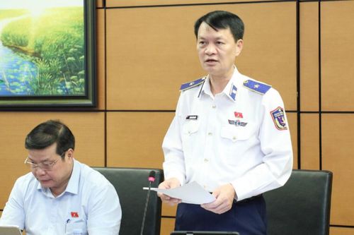 Quy định rõ việc công chứng giao dịch đất đai ngay trong luật