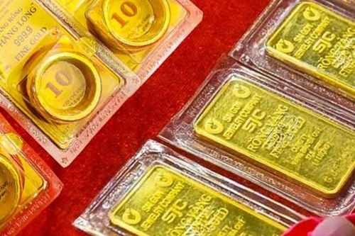 Giá vàng trong nước tiếp tục đi xuống, giao dịch quanh 142 triệu đồng/lượng