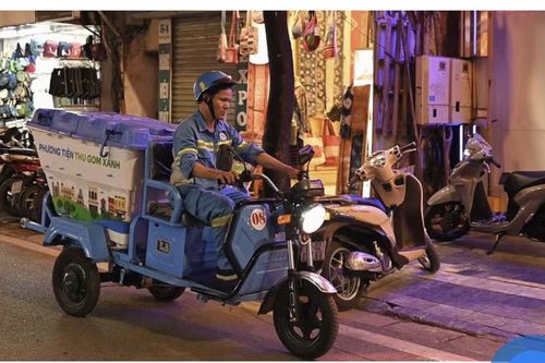 Hà Nội: Gỡ nút thắt trên đường đi của rác