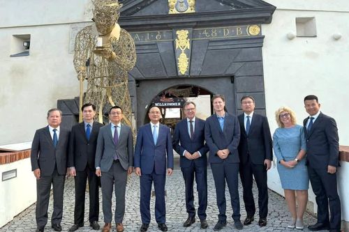 Việt Nam - Áo thúc đẩy hợp tác đào tạo lực lượng gìn giữ hòa bình