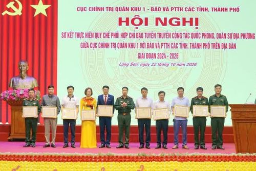 Quân khu 1 sơ kết phối hợp tuyên truyền nhiệm vụ quốc phòng - quân sự
