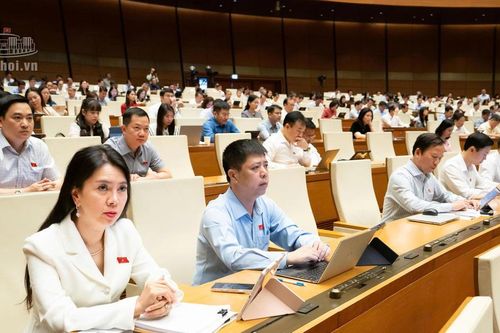 Quốc hội thảo luận 3 dự án luật liên quan đến đất đai, nhà ở