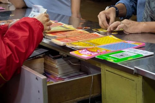 Từ 30/11, mua vé số có thể bị phạt đến 15 triệu đồng: Ai cần đặc biệt lưu ý?