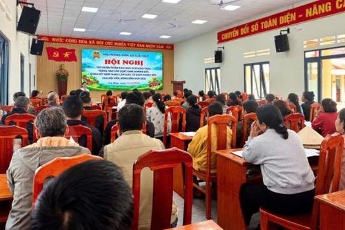 Tập huấn nâng cao năng lực cán bộ cơ sở trong lĩnh vực trồng trọt và bảo vệ thực vật