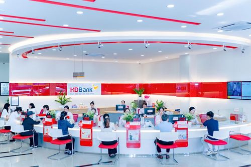 Người liên quan lãnh đạo HDBank bán hết gần 923.000 cổ phiếu