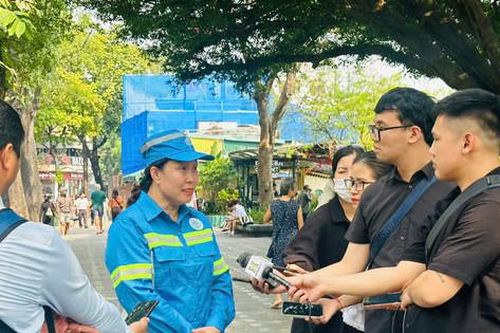 Đổi mới phương thức, giảm sức lao động cho công nhân môi trường