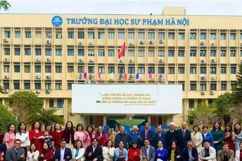 Khoa ngữ văn, Trường Đại học Sư phạm Hà Nội: 75 năm đào tạo và đóng góp cho giáo dục phổ thông
