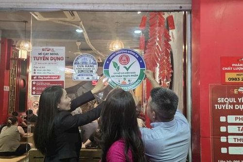 Ra mắt mô hình kinh doanh an toàn thực phẩm, thanh toán không tiền mặt