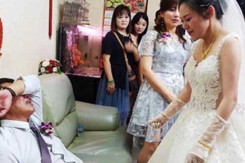 Mới cưới 2 tháng, tôi phát hiện bí mật tày đình của nhà chồng, về đòi ly hôn thì bố tôi chỉ cho cách giải quyết, nghe xong mà tôi câm nín
