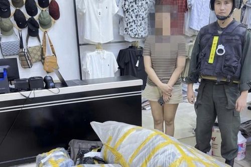 Shop thời trang TOP 98 bán hàng nhái Louis Vuitton, Gucci, Dior, chủ shop bị khởi tố