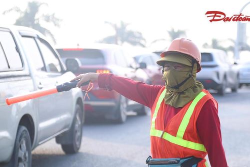Hà Nội: Tăng cường phân luồng, giảm ùn ứ tại cầu Thăng Long