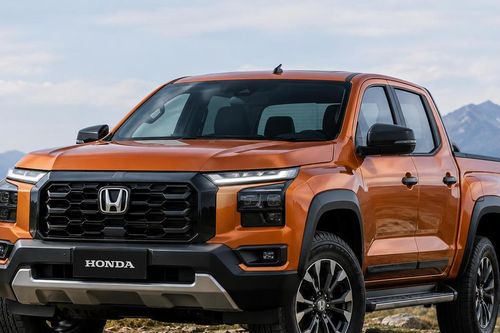 Bán tải Honda phát triển từ Mitsubishi Triton sẽ cạnh tranh với Ford Ranger ra sao?