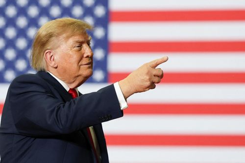 Ông Trump gọi cho Google để đổi tên Đại Tây Dương nhưng bị từ chối