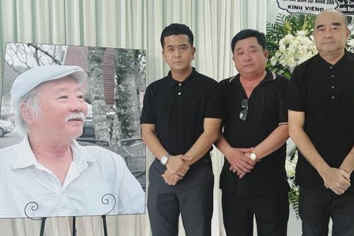 'Cò' Phùng Ngọc, Hùng Thuận viếng đạo diễn 'Đất phương Nam'