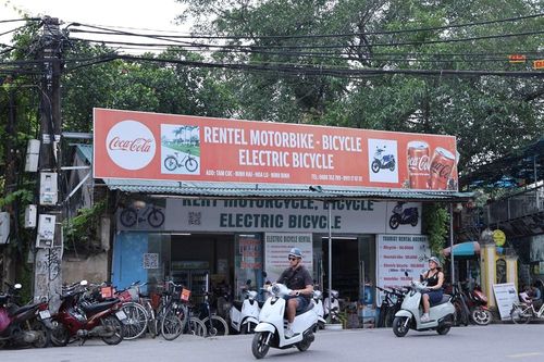 Ninh Bình: Thành lập Tổ công tác kiểm tra, xử lý biển quảng cáo tiếng nước ngoài