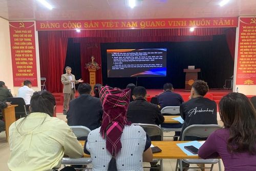 Sơn La nâng cao nghiệp vụ du lịch cộng đồng vùng lòng hồ thủy điện