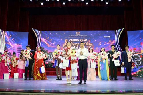 Giọng hát hay Tây Hồ 2026: Kết nối niềm đam mê âm nhạc từ 6 đến 75 tuổi