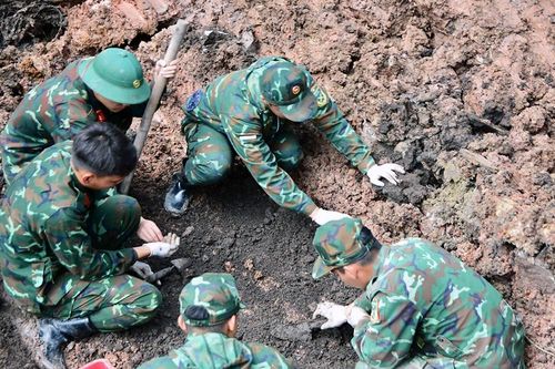 Thêm 12 bộ hài cốt liệt sĩ được phát hiện, quy tập tại Công viên Lê Thị Riêng