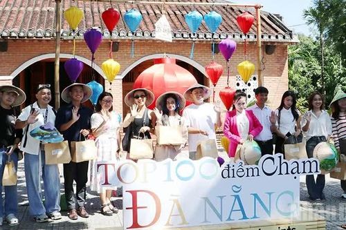 Đà Nẵng công bố và trải nghiệm 'Top 100 điểm chạm Đà Nẵng' năm 2026