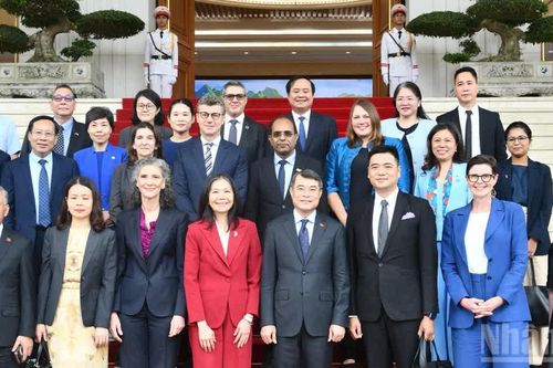 [Ảnh] Thủ tướng Lê Minh Hưng tiếp lãnh đạo các tổ chức Liên hợp quốc tại Việt Nam