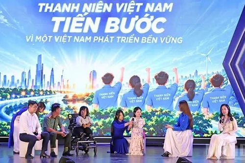 'Cô giáo không tay' và các 'Thanh niên sống đẹp' chia sẻ câu chuyện nghị lực tới người trẻ