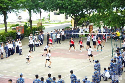 Vùng 3 Hải quân: Giải thi đấu thể thao chào mừng kỷ niệm 51 năm Ngày truyền thống