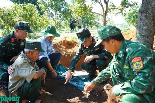Những người lính quân hàm xanh góp sức tìm hài cốt liệt sĩ nơi phên dậu Tổ quốc