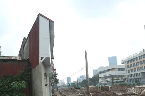 Nhà siêu mỏng, siêu méo ở Hà Nội: Ba hộ dân có đất dưới 15 m² có thể bị thu hồi đất