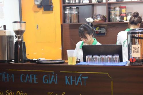 Khát việc làm sinh viên chấp nhận mắc 'bẫy'