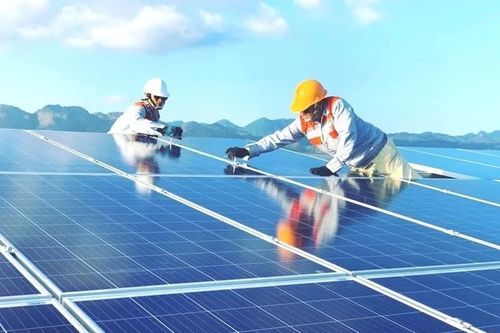 Chờ gỡ 'nút thắt' bán điện mặt trời mái nhà