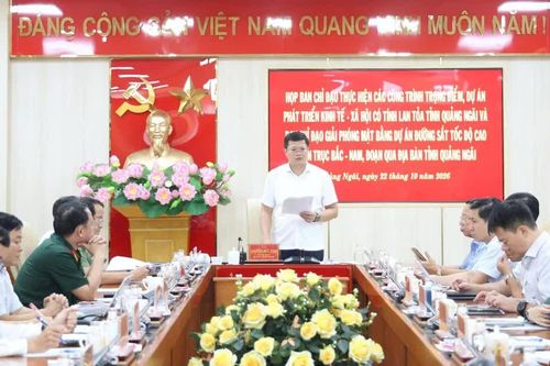 Chủ tịch UBND tỉnh Quảng Ngãi: Chuyển từ báo cáo khó khăn sang trực tiếp giải quyết khó khăn
