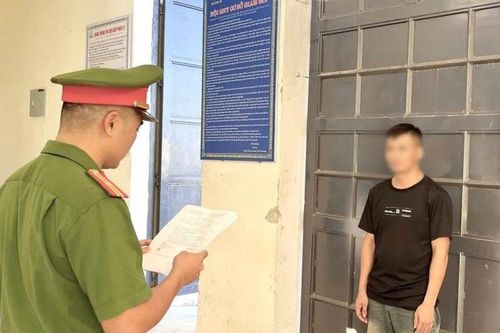 Tài xế gây tai nạn rồi rời khỏi hiện trường