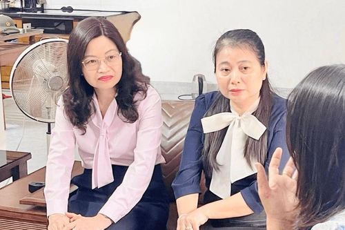 Nam sinh hành hung cô giáo: Xử lý thế nào theo luật?