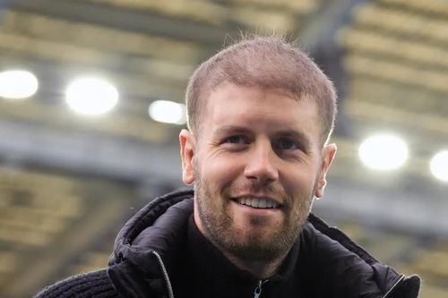 HLV trưởng Brighton từ chối đề nghị dẫn dắt MU
