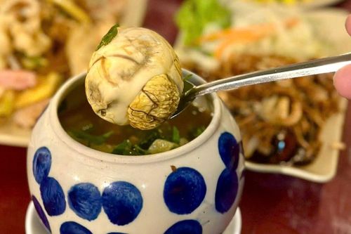 Cách nấu trứng vịt lộn um bầu bổ dưỡng, dễ làm tại nhà