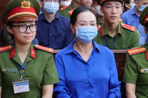 Biệt thự hơn 202 tỷ đồng cùng 3 bất động sản đắc địa của bà Trương Mỹ Lan 'ế khách'