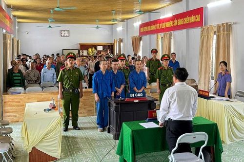Xét xử lưu động 2 vụ án về ma túy, tăng cường tuyên truyền pháp luật tại cơ sở