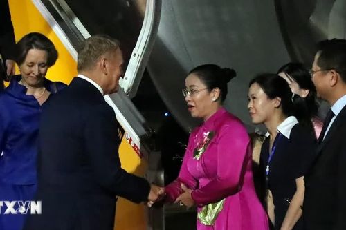 Thủ tướng Cộng hòa Ba Lan Donald Tusk đến Đà Nẵng, bắt đầu thăm chính thức Việt Nam