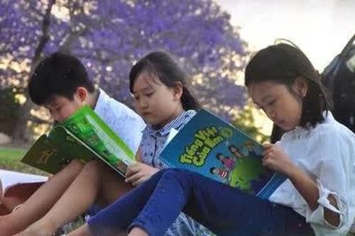 Học, thực hành theo Bác: Giữ gìn tiếng Việt, mở rộng nhịp cầu văn hóa Việt Nam với thế giới