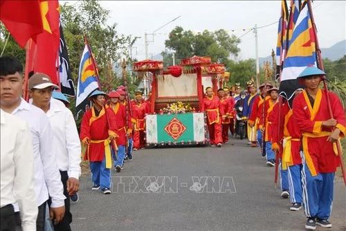 Độc đáo di sản miền biển Lễ hội Văn hóa - Du lịch Dinh Thầy Thím