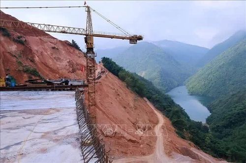 Lãnh đạo Phú Thọ đôn đốc tiến độ các dự án giao thông trọng điểm
