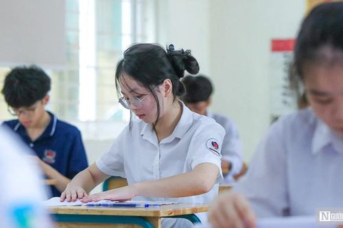 Bộ GD&ĐT dự kiến thi tuyển sinh vào 10 chỉ còn 2 môn Toán và Ngữ văn