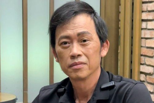 NSƯT Hoài Linh xuất hiện với hình ảnh mới