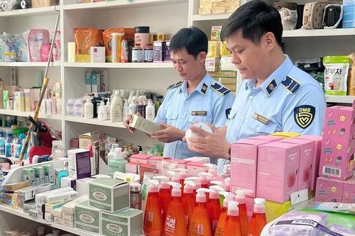 Tăng cường kiểm soát và phân cấp quản lý mỹ phẩm