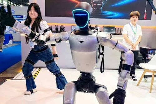 Công ty Trung Quốc phát triển hệ thống AI giúp robot hình người tự cải thiện năng lực