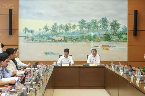 Thủ tướng Lê Minh Hưng: Điều tiết giá đất, giá nhà để bảo đảm người dân có chỗ ở phù hợp