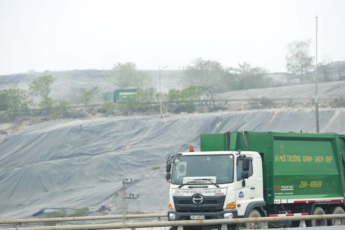Hơn 100.000 tấn tro bay nhà máy điện rác cần giải pháp xử lý triệt để