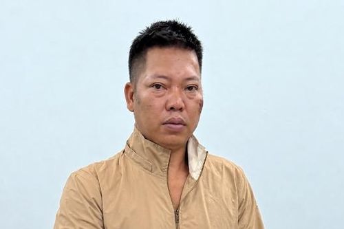Bắc Ninh: Khởi tố đối tượng đập phá 3 ô tô ở phường Lục Nam