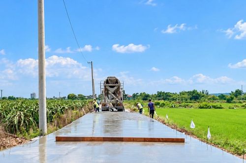 Ðẩy nhanh các công trình hạ tầng phục vụ người dân